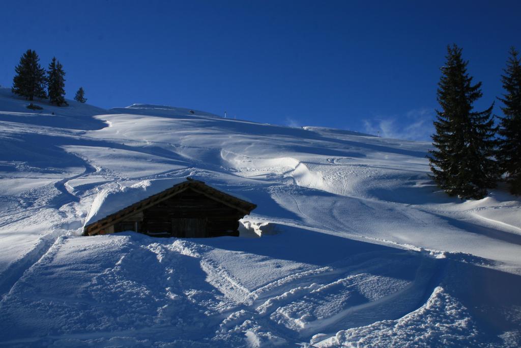 Haus Am Rain Bed & Breakfast Partenen Exterior foto